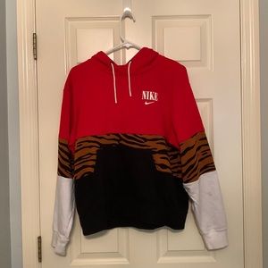 Nike hoodie sweatshirt size medium